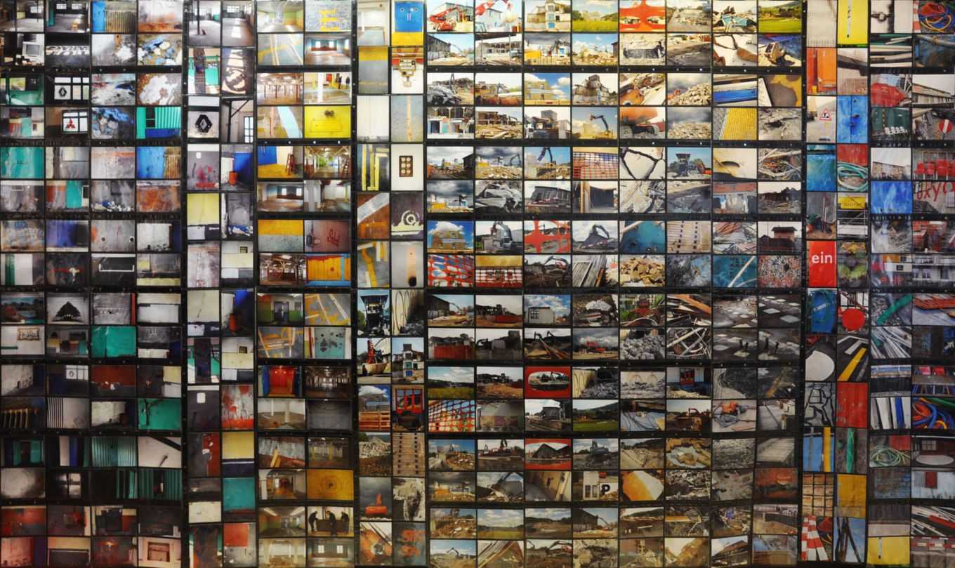 Ausstellungsansicht: radius, Oxyd Winterthur, 23. Februar – 6. April 2014: Fotoarbeit, Rund ums Oxyd, 2005 – 2014, ca. 180 x 320 cm